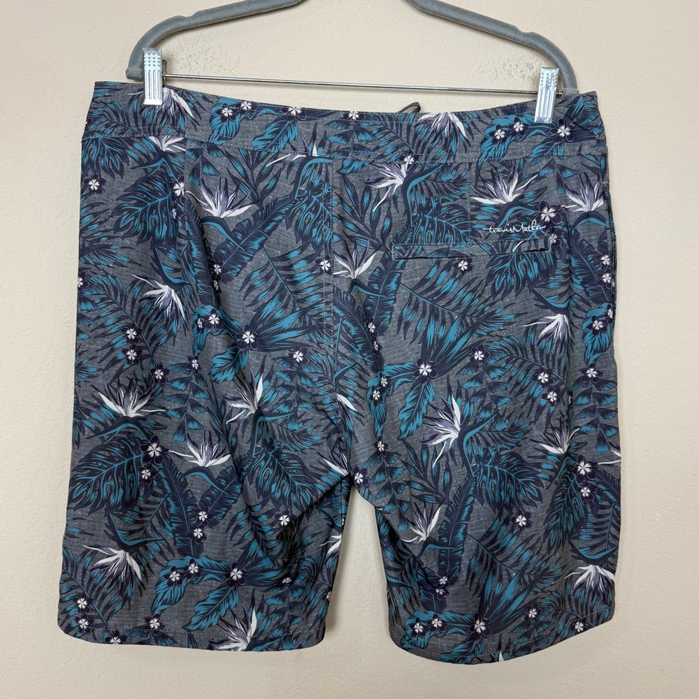 Travis Mathew’s Board Shorts Blue Floral | 35 - Picture 3 of 7